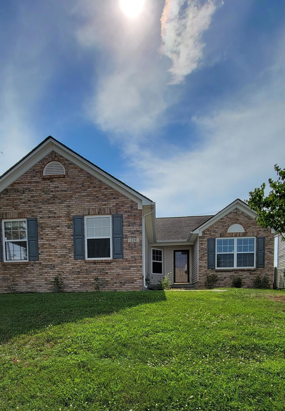 129 Hope Dr, Frankfort, KY 40601 - photo 1