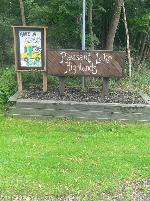 Subdivision Sign