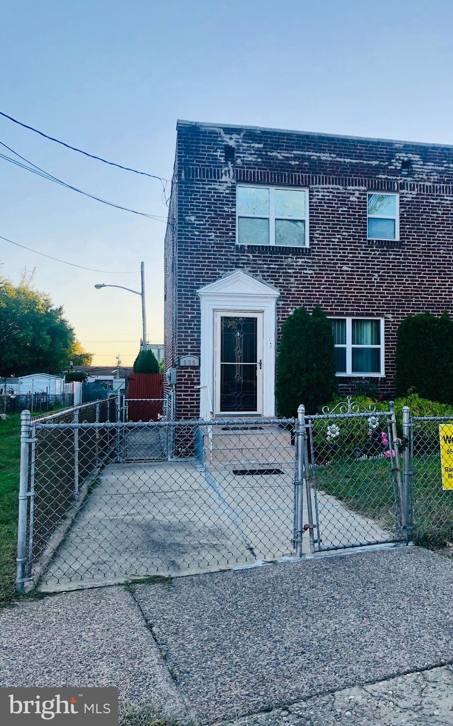 539 Beacon St, Camden, NJ 08105 - photo 1