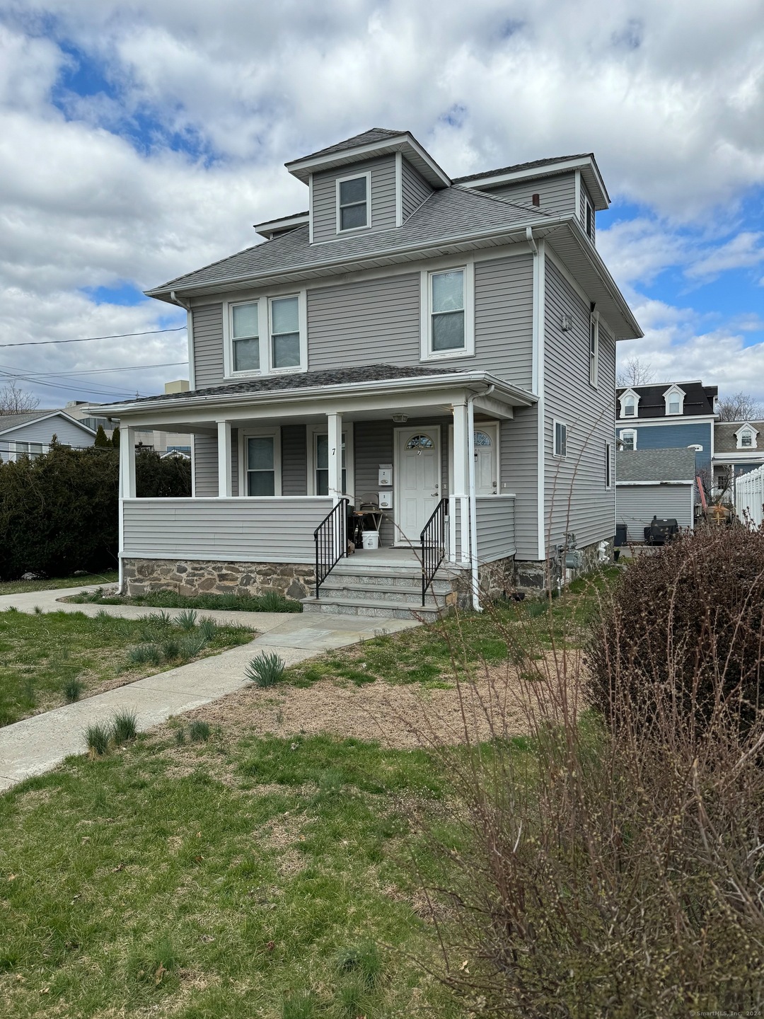 7 Saint John St, Norwalk, CT 06855 - photo 1