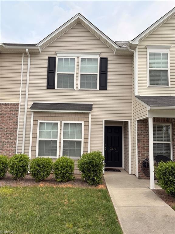 For Rent $1,425/month