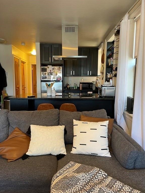 484 Commercial St unit 5, Boston, MA 02109 - photo 1