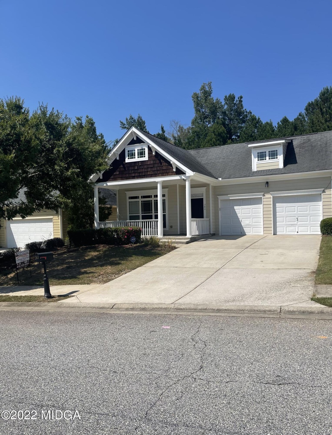 784 Ivy Brook Way