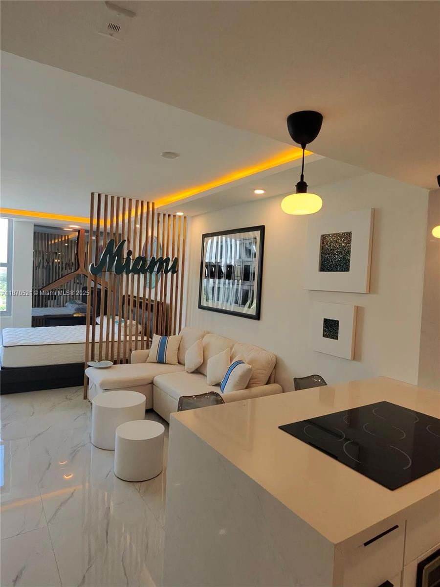 2899 Collins Ave unit 1634, Miami Beach, FL 33140 - photo 1