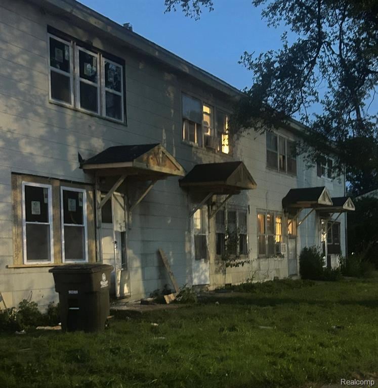 2204 Ellsworth St, Westland, MI 48186 - photo 1