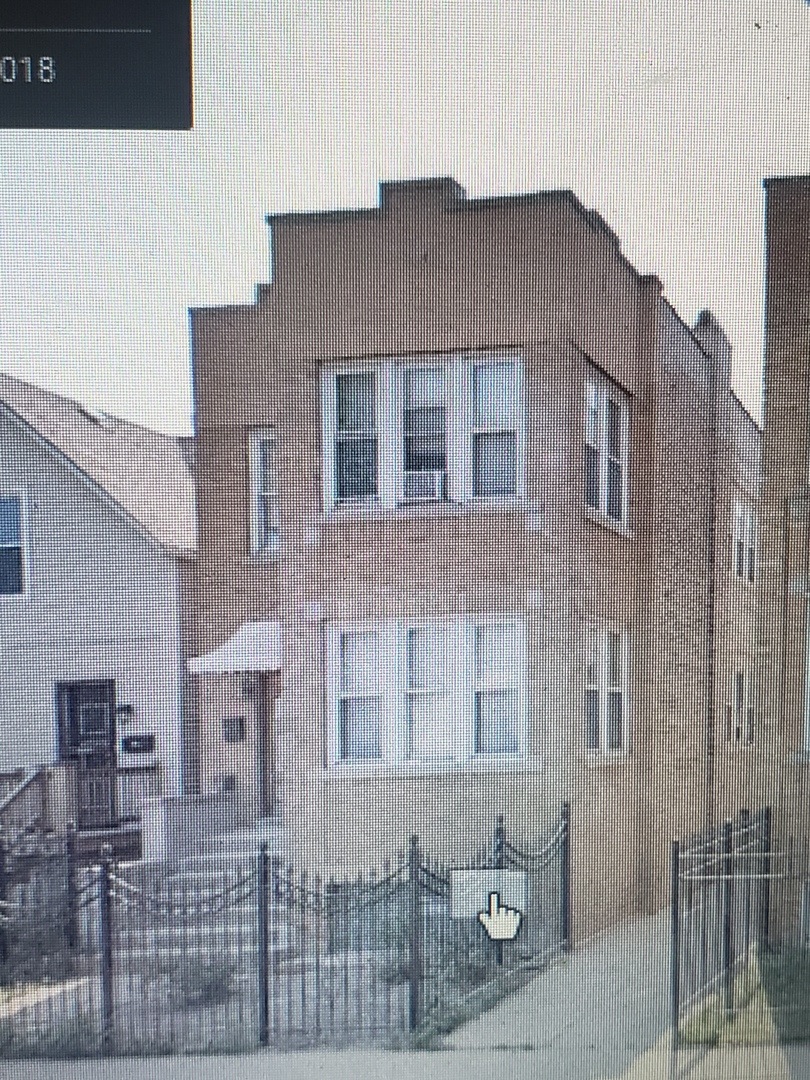 3063 N Gresham Ave unit 1, Chicago, IL 60618 - photo 1