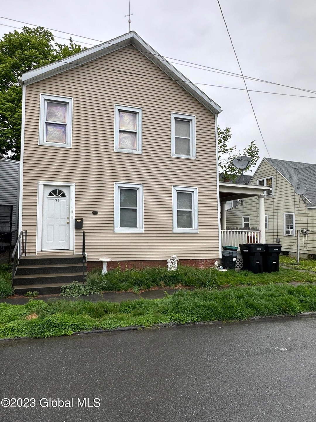 31 110th St, Troy, NY 12182 - photo 1