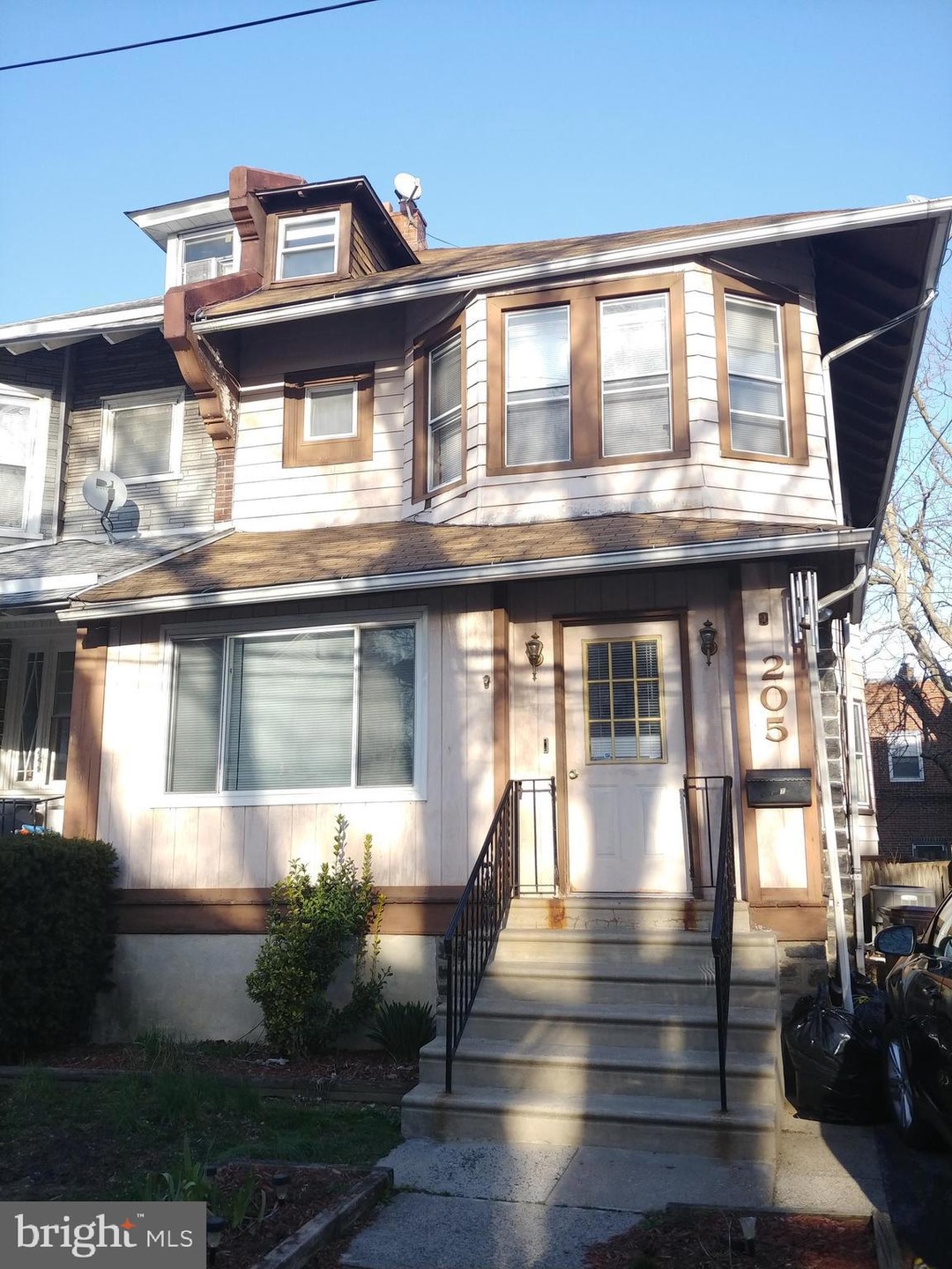 205 N Maple Ave, Lansdowne, PA 19050 - photo 1