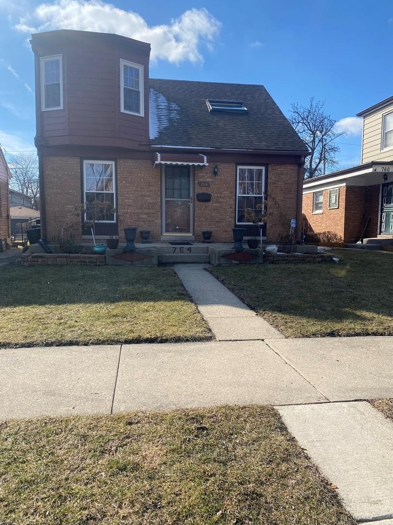 764 Suffolk Ave, Westchester, IL 60154 - photo 1