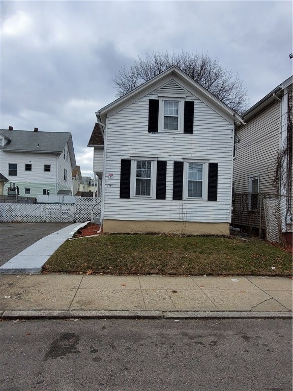 174 Park St, Pawtucket, RI 02860 - photo 1