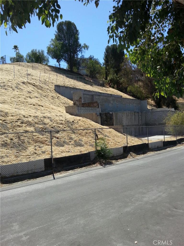 5171 Campo Rd, Woodland Hills, CA 91364 - photo 1