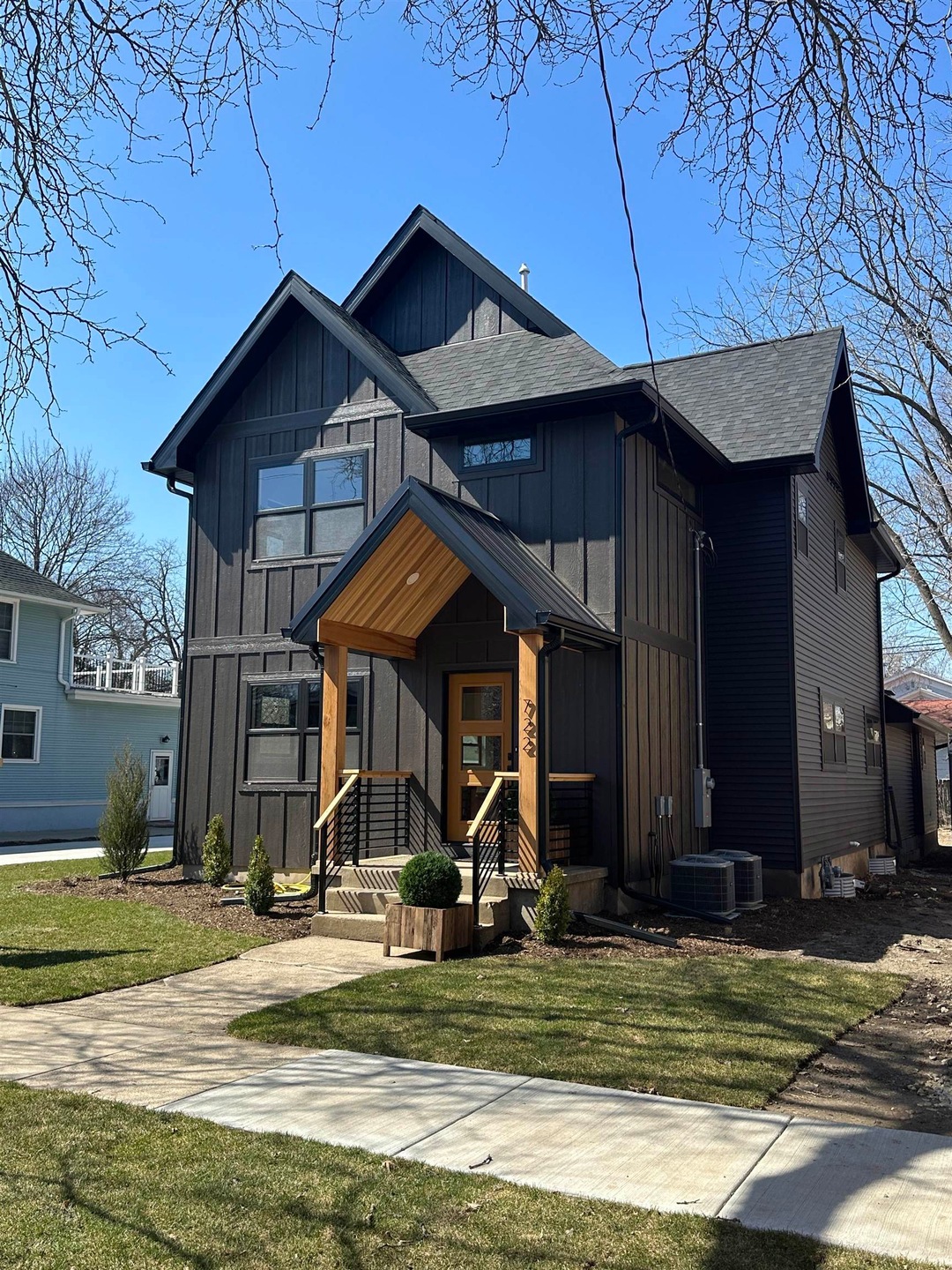 Sold $649,900 • Co-Listing Agent