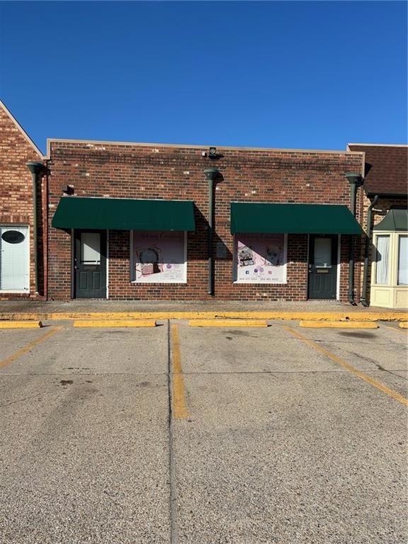 For Rent $1,400/month • Co-Listing Agent