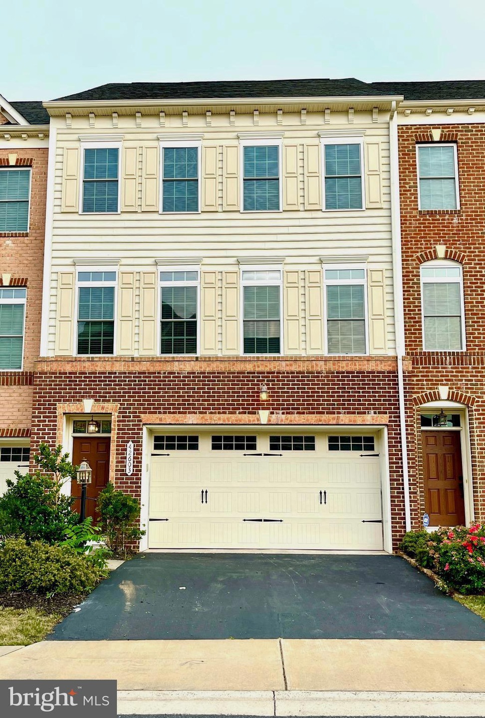 42603 Offenham Terrace, Chantilly, VA 20152 - photo 1