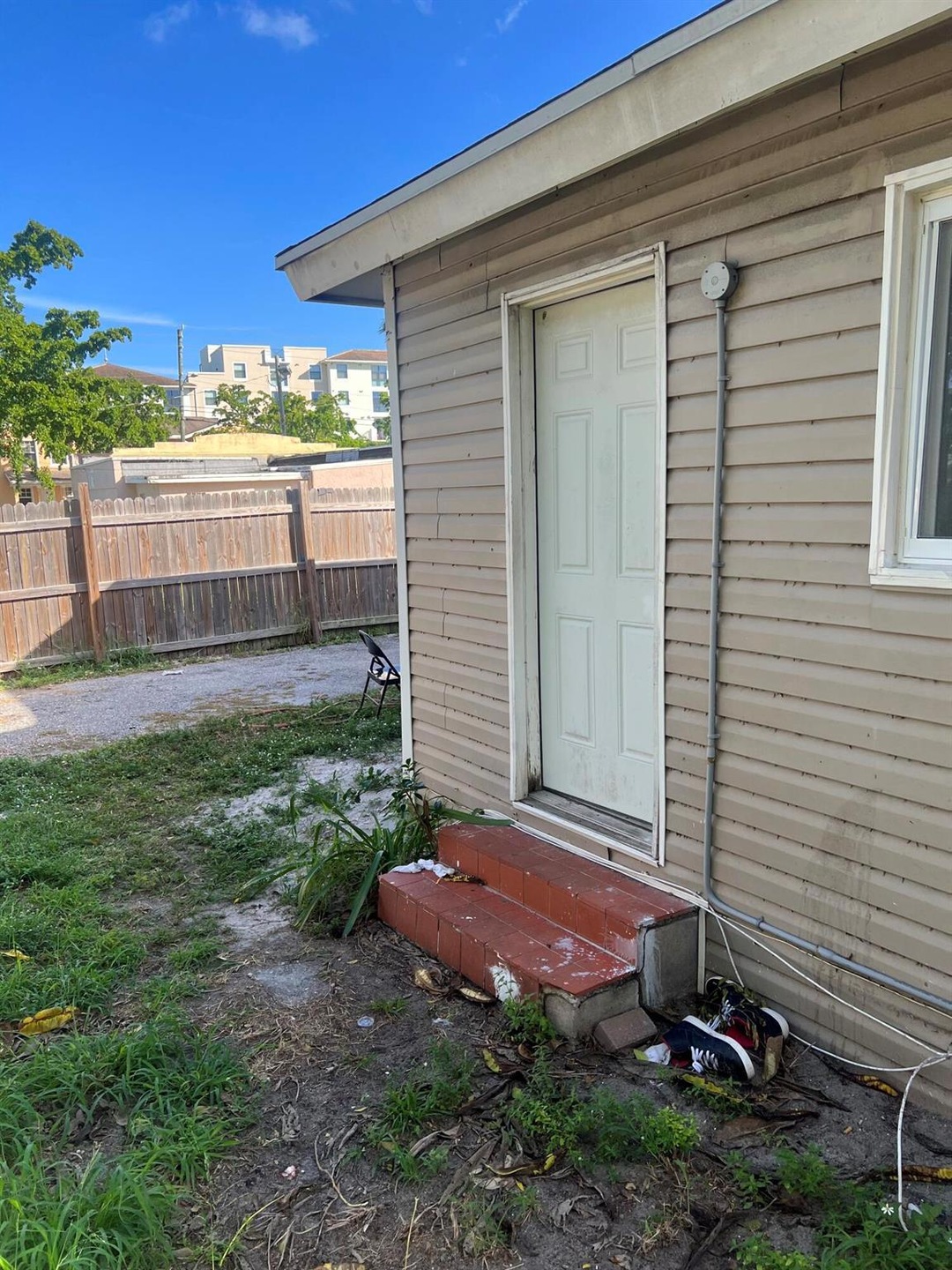 1009 18th St, West Palm Beach, FL 33407 - photo 1