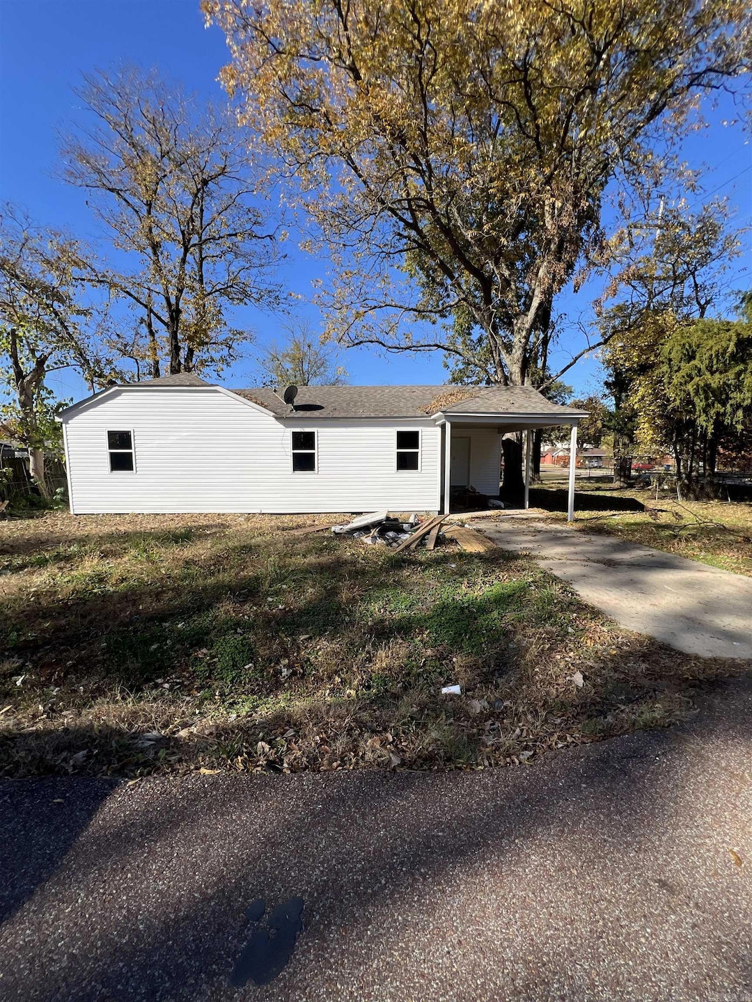 2 Mcarthur St, West Memphis, AR 72301 - photo 1