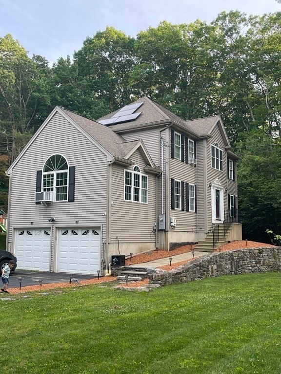 298 Clark St, Rochdale, MA 01542 - photo 1