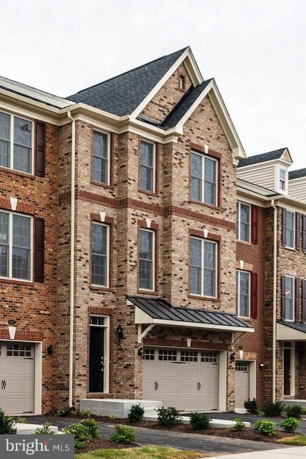 42602 Lisburn Chase Terrace, Chantilly, VA 20152 - photo 1