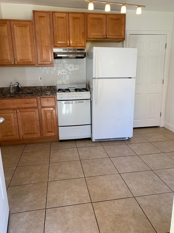 104 Beacon St unit 7, Chelsea, MA 02150 - photo 1