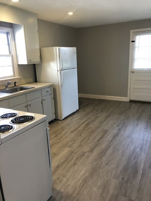 34 Armory St unit A, Wakefield, MA 01880 - photo 1