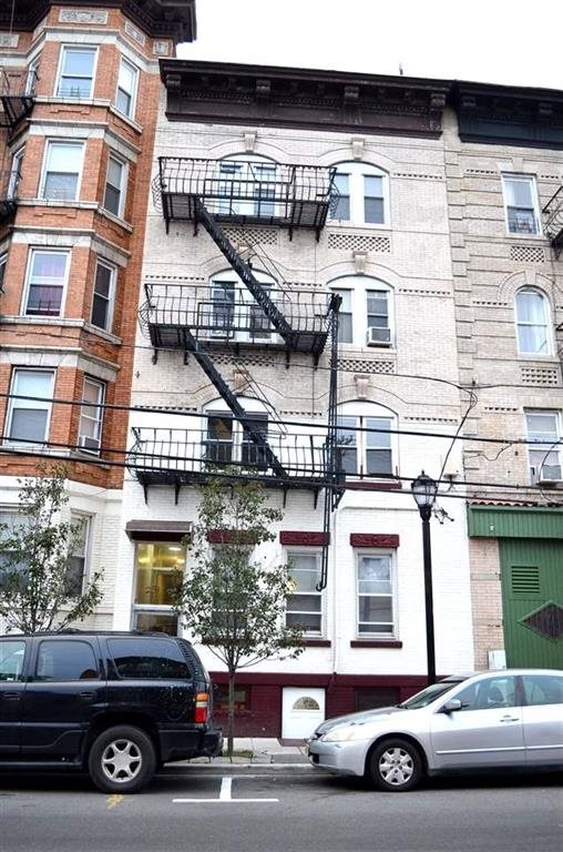 231 49th St unit 7, Union City, NJ 07087 - photo 1