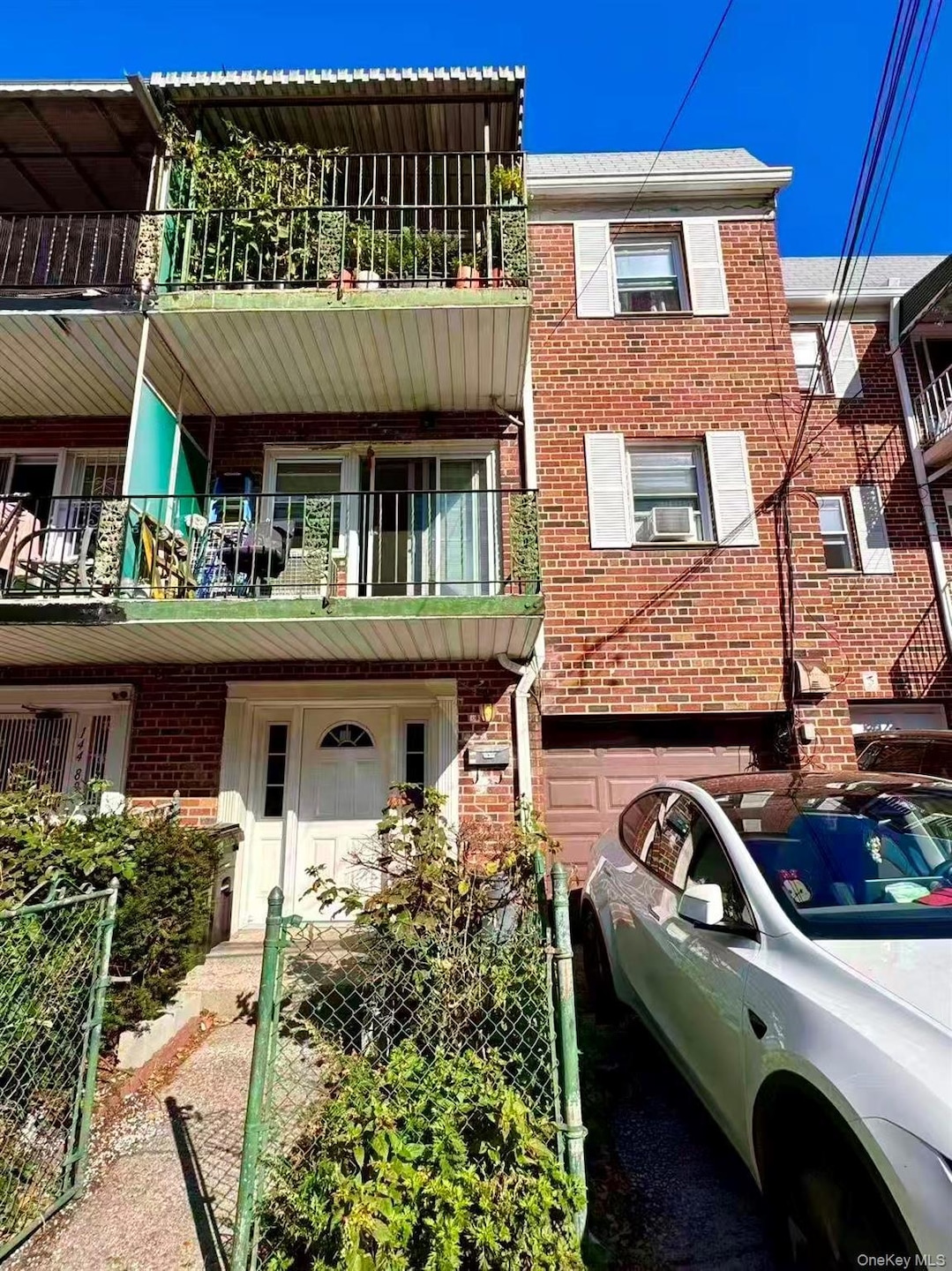 Pending $1,780,000 • Co-Listing Agent