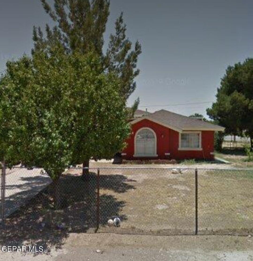 400 Valle Pintoresco Dr, El Paso, TX 79927 - photo 1