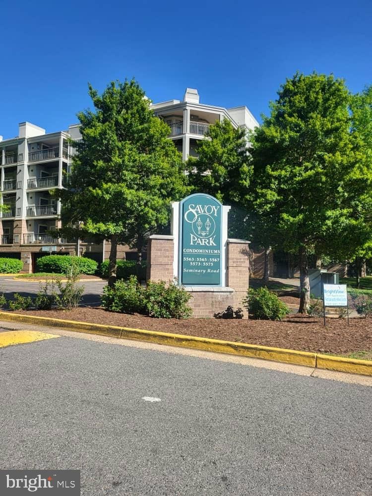 5573 Seminary Rd unit 103, Baileys Crossroads, VA 22041 - photo 1