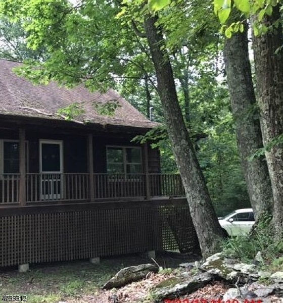 76 Gemmer Rd, Sussex, NJ 07461 - photo 1