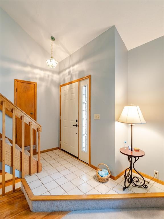 3437 Sycamore Ct NE, Cedar Rapids, IA 52402 - photo 1