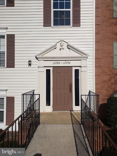 12286 Stevenson Ct, Woodbridge, VA 22192 - photo 1