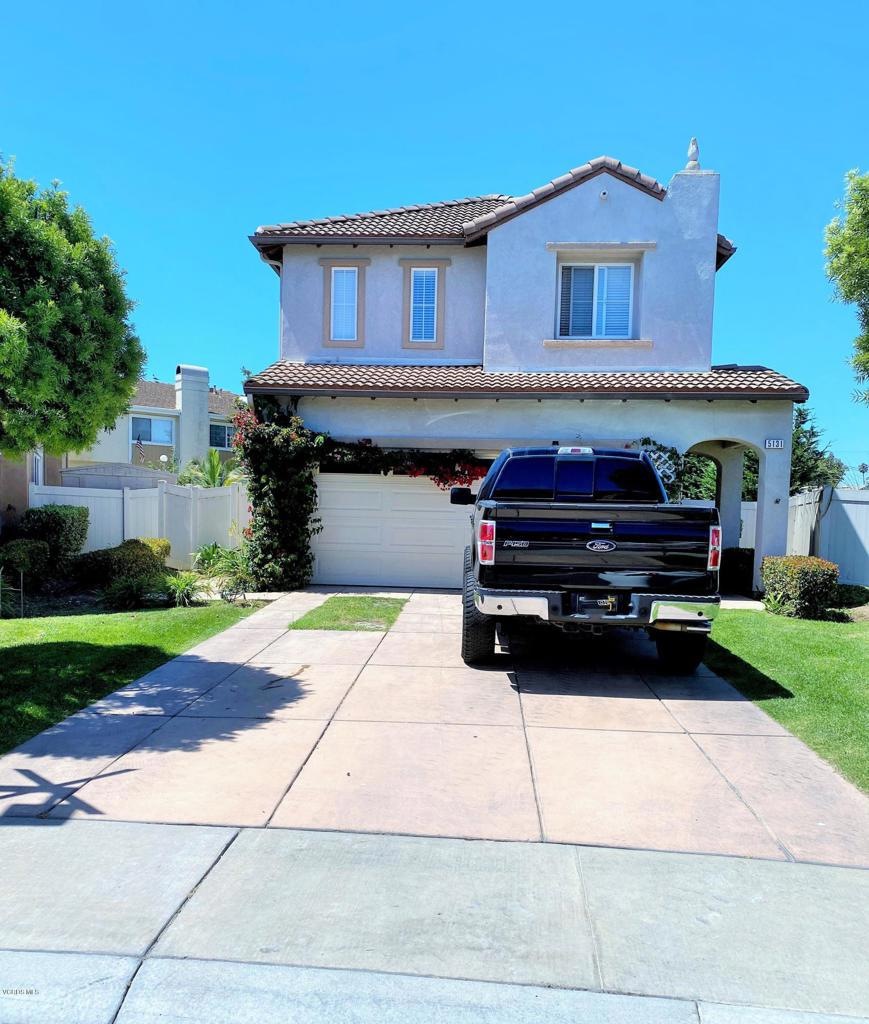 5131 Davidson Dr, Oxnard, CA 93033 - photo 1