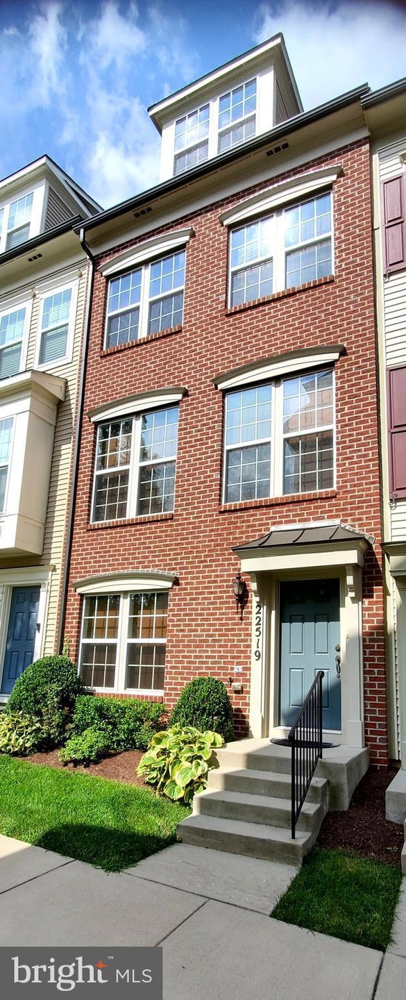 22519 Phillips St, Clarksburg, MD 20871 - photo 1