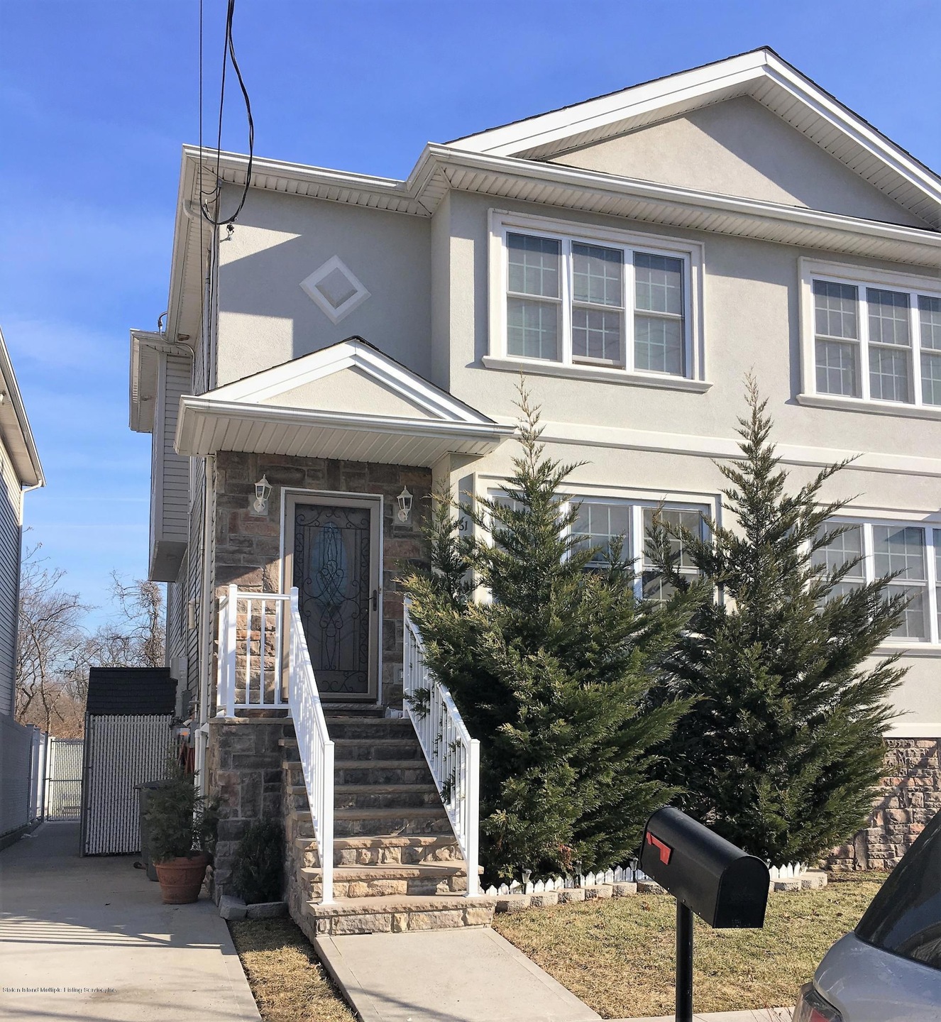 161 Roswell Ave, Staten Island, NY 10314 - photo 1