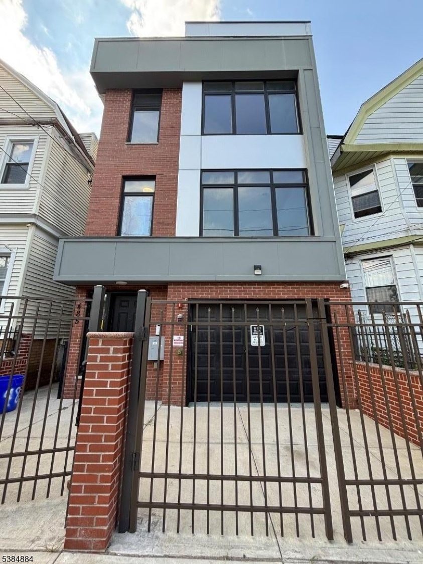 485 S 16th St, Newark, NJ 07103 - photo 1
