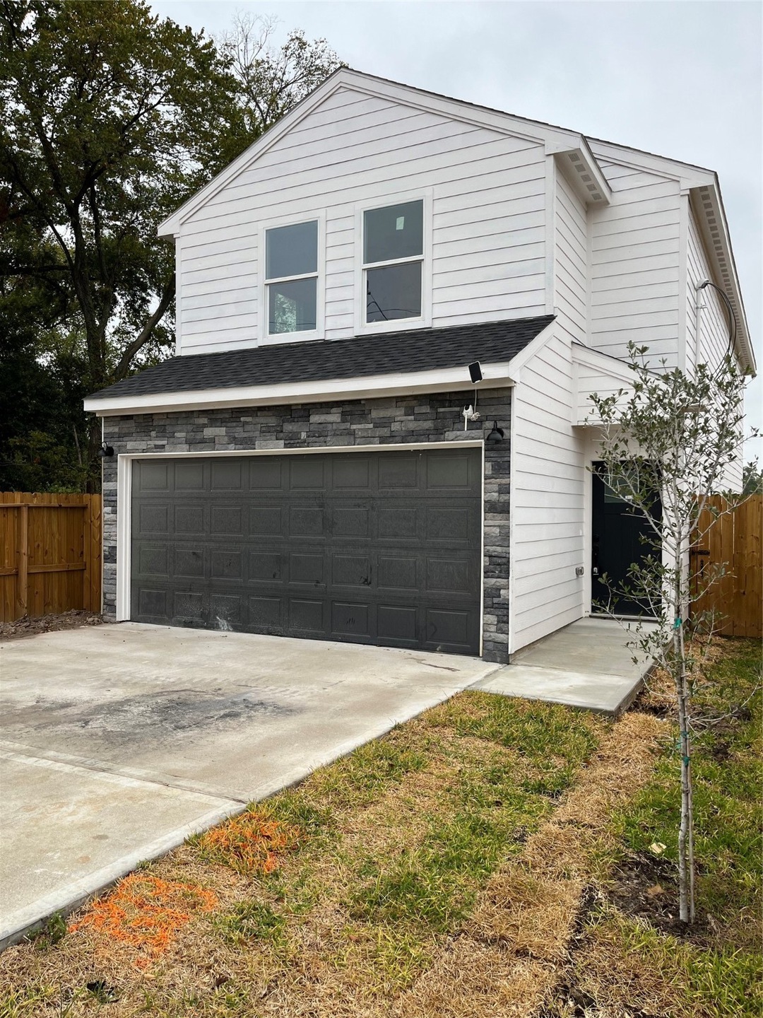 2032 Mansfield St, Houston, TX 77091 - photo 1