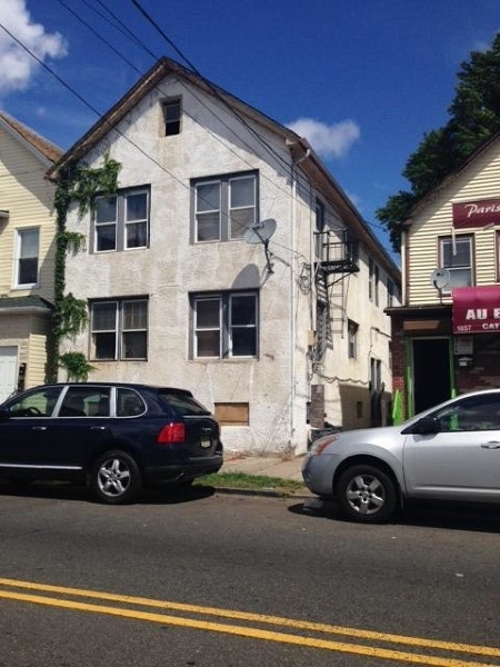 1059 Magnolia Rd, Elizabeth City, NJ 07201 - photo 1