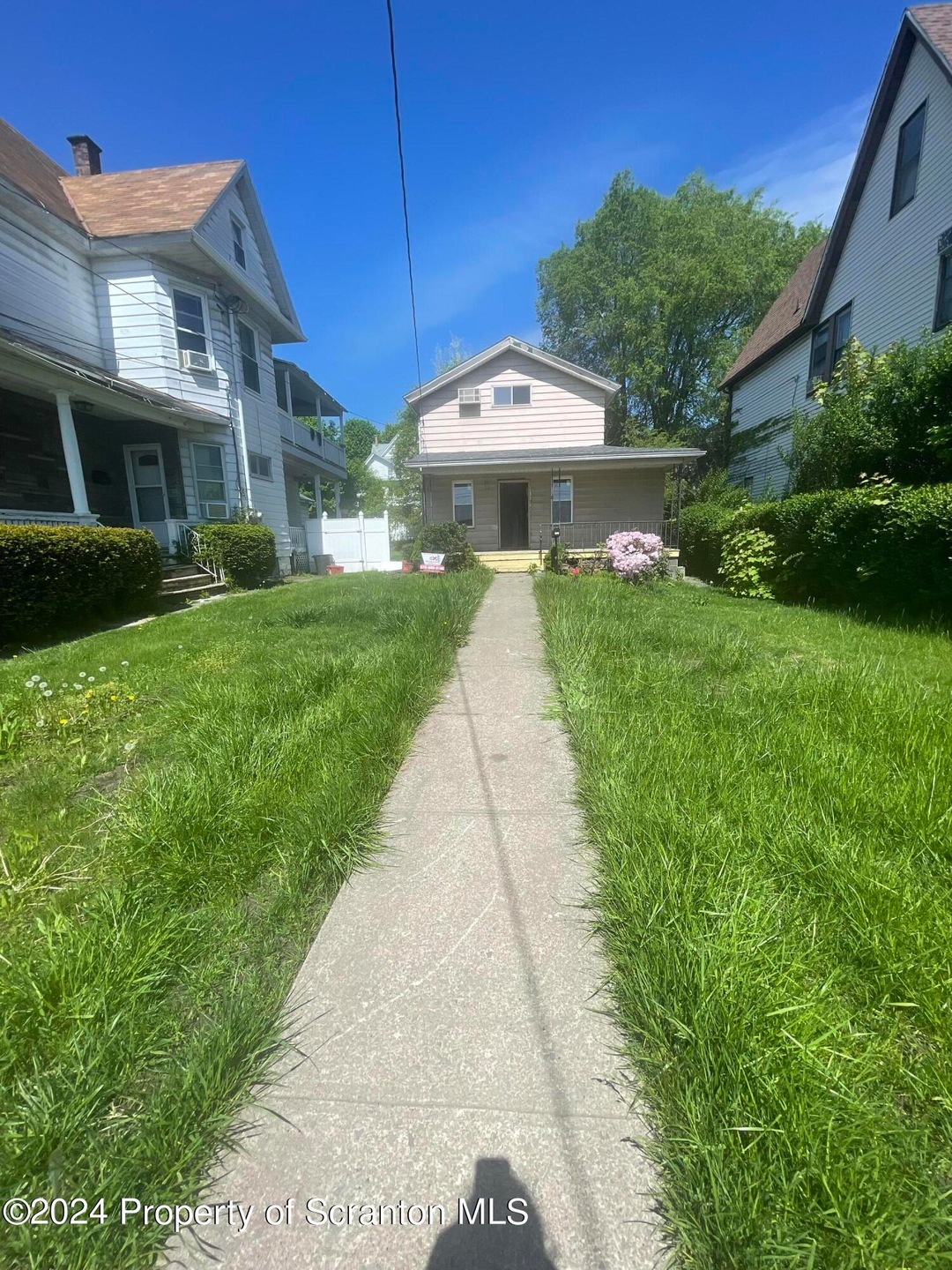 122 10th Ave, Scranton, PA 18504 - photo 1