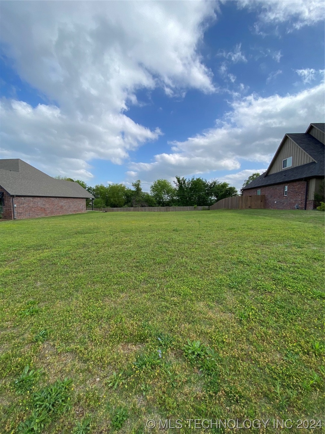 Back of lot and one side has a privacy fence alrea