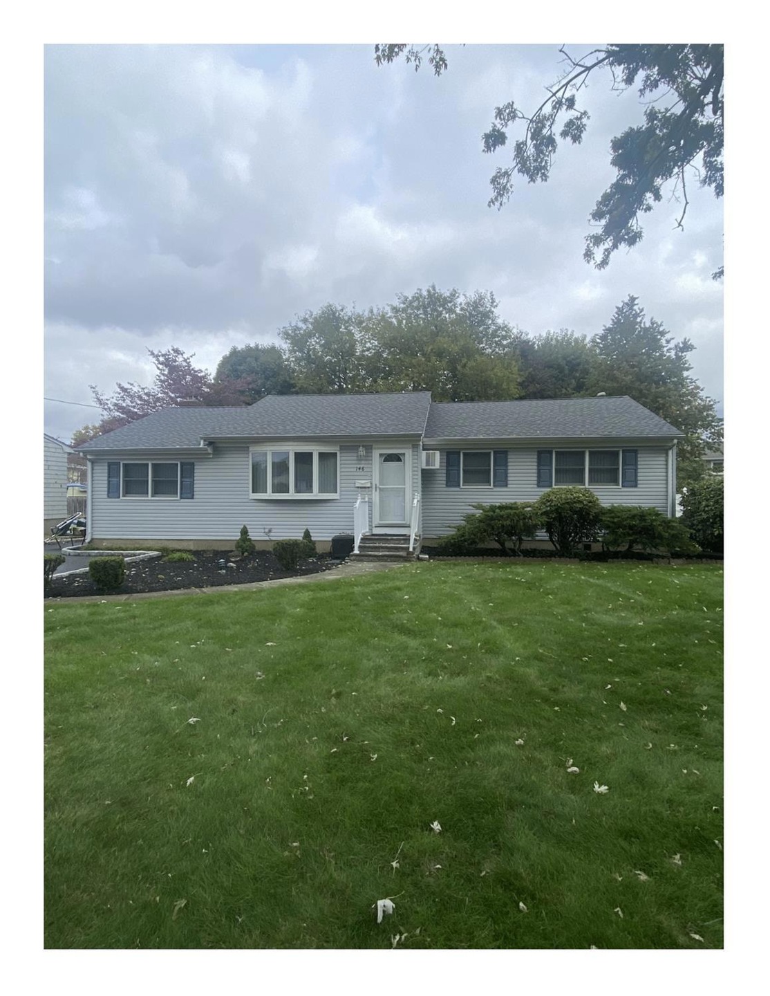 146 Mulberry Ln, Middlesex, NJ 08846 - photo 1