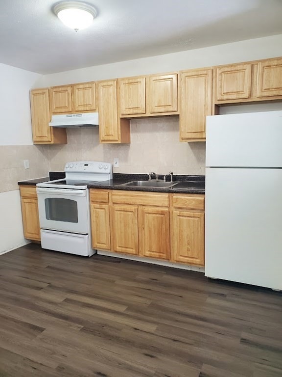 700 Cummins Hwy unit 6, Boston, MA 02126 - photo 1