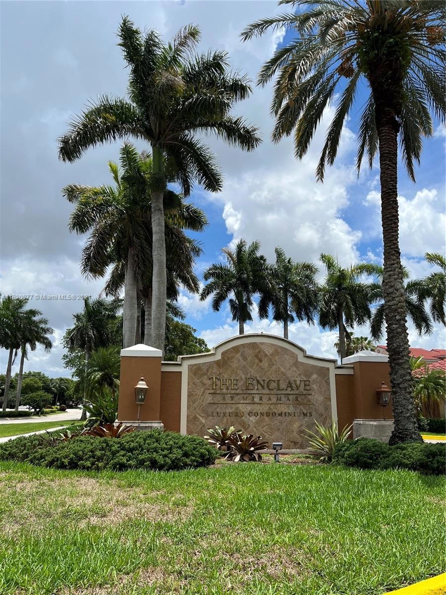 2011 Renaissance Blvd unit 105, Miramar, FL 33025 - photo 1