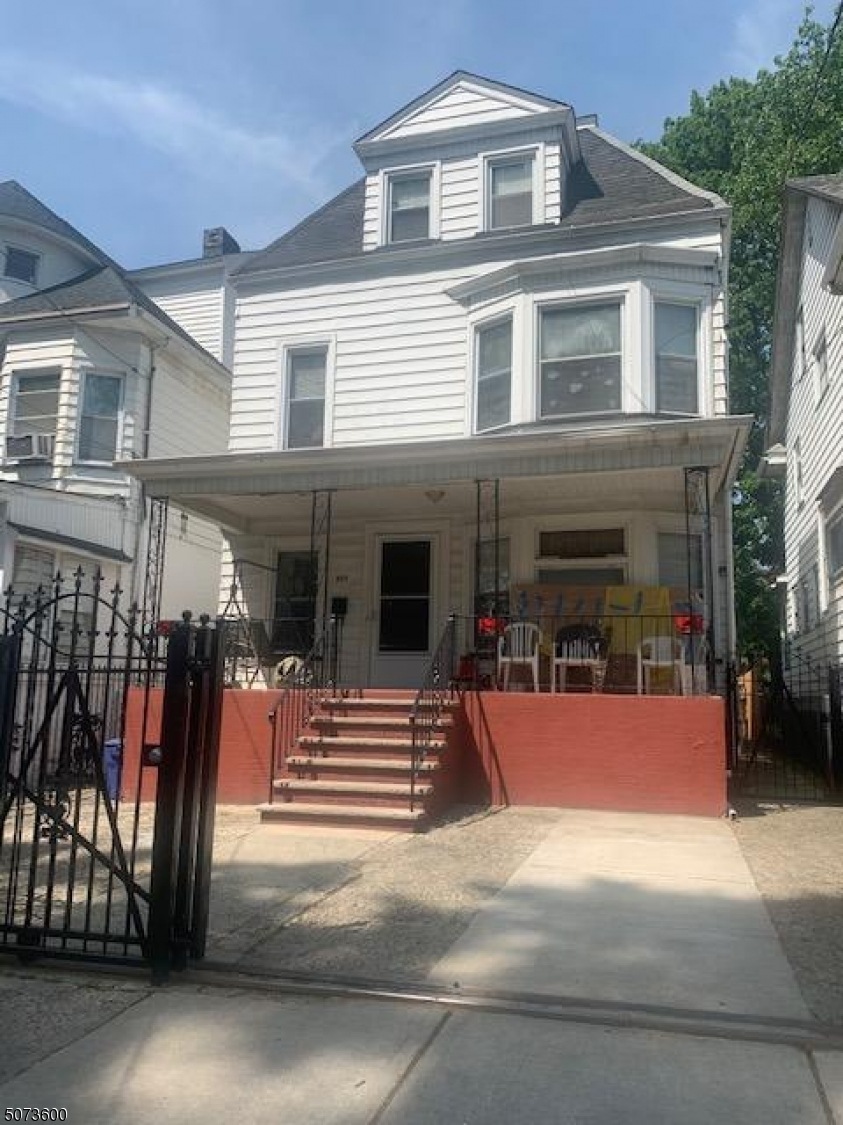 423 4th Ave W, Newark, NJ 07107 - photo 1