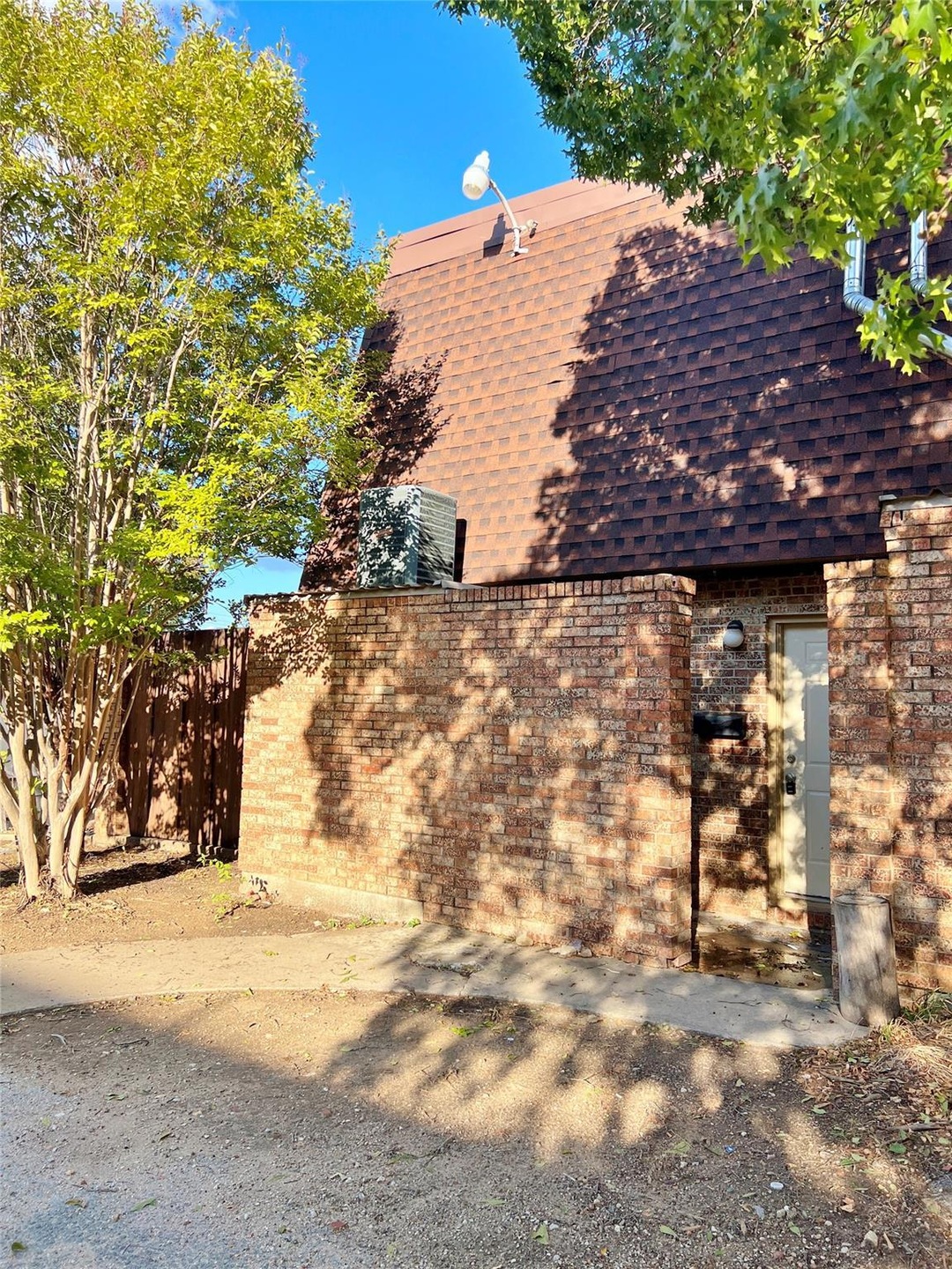 202 Jackson St unit 8, Weatherford, TX 76086 - photo 1