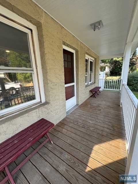 457 Goffle Rd unit 1, Wyckoff, NJ 07481 - photo 1