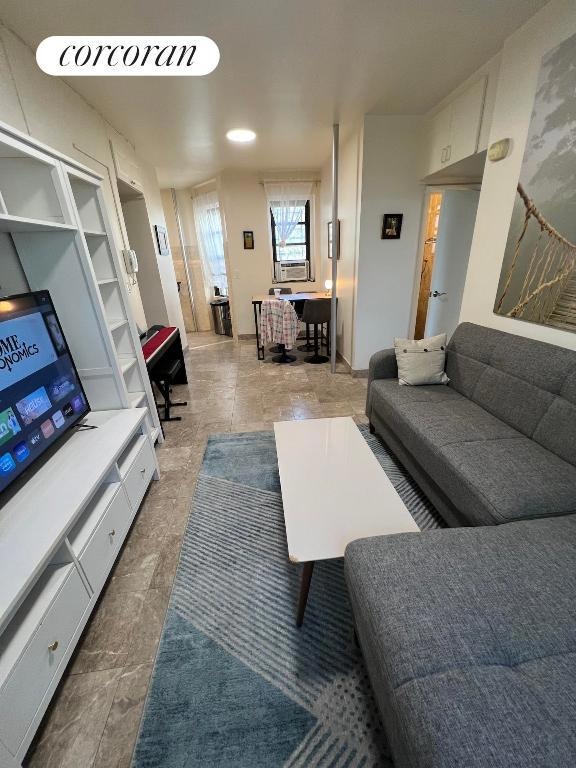 Acropolis Gardens unit 3D, Astoria, NY 11105 - photo 1