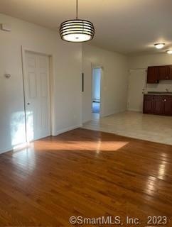 97 Lincoln St unit 1, Hartford, CT 06106 - photo 1