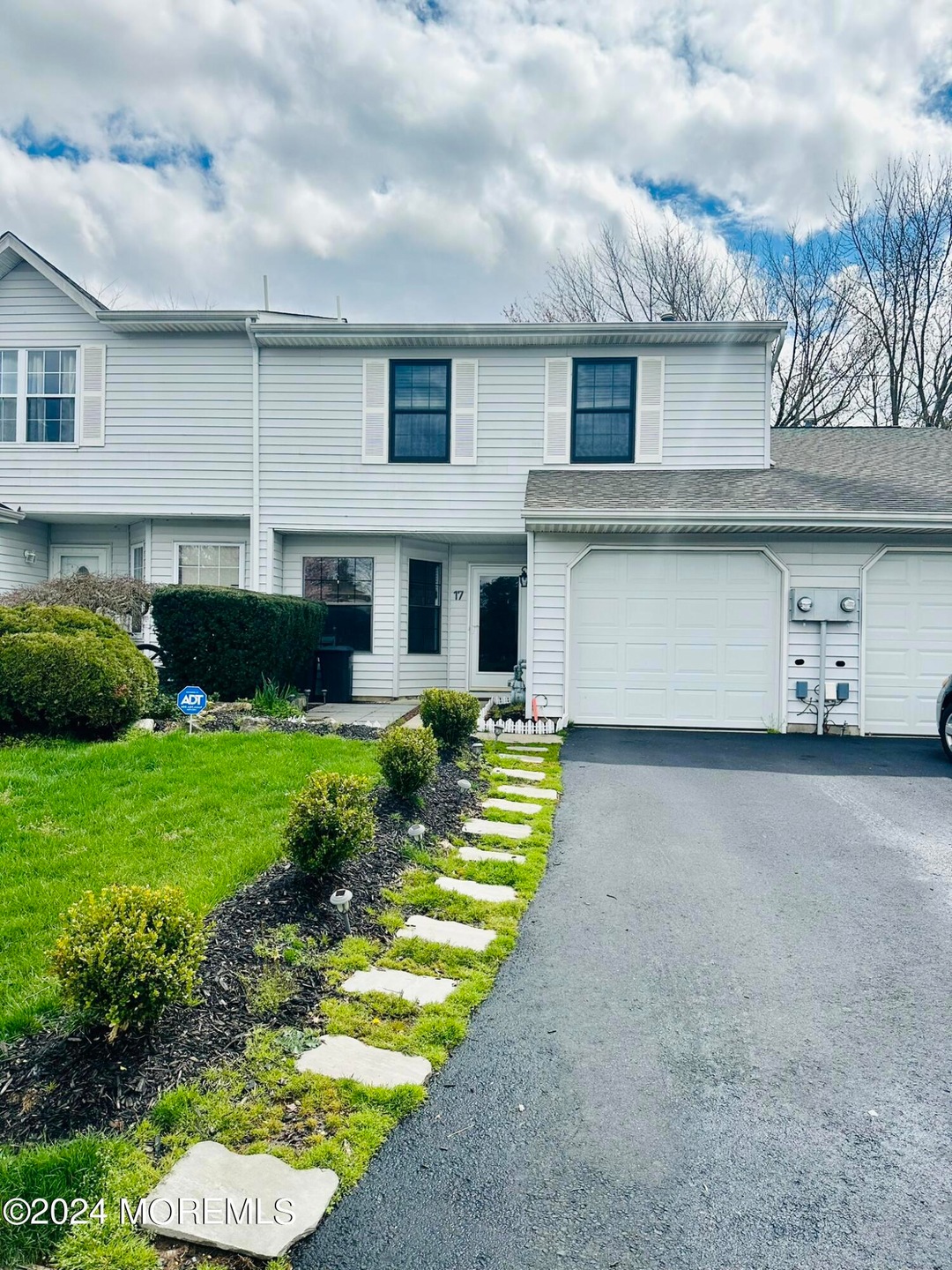 17 Mainsail Square, Freehold, NJ 07728 - photo 1