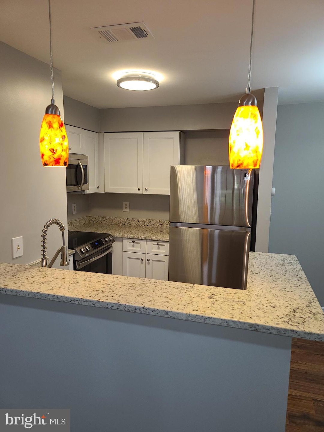 Sold $230,000 • Co-Listing Agent