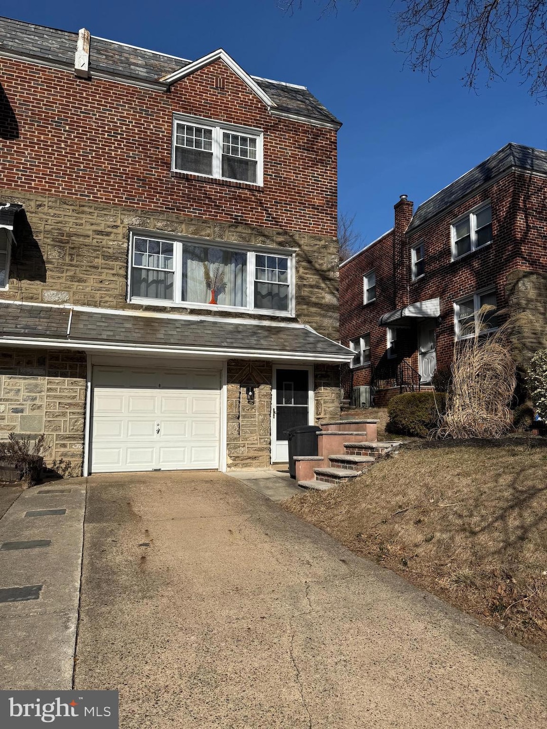 Sold $417,000 • Co-Listing Agent